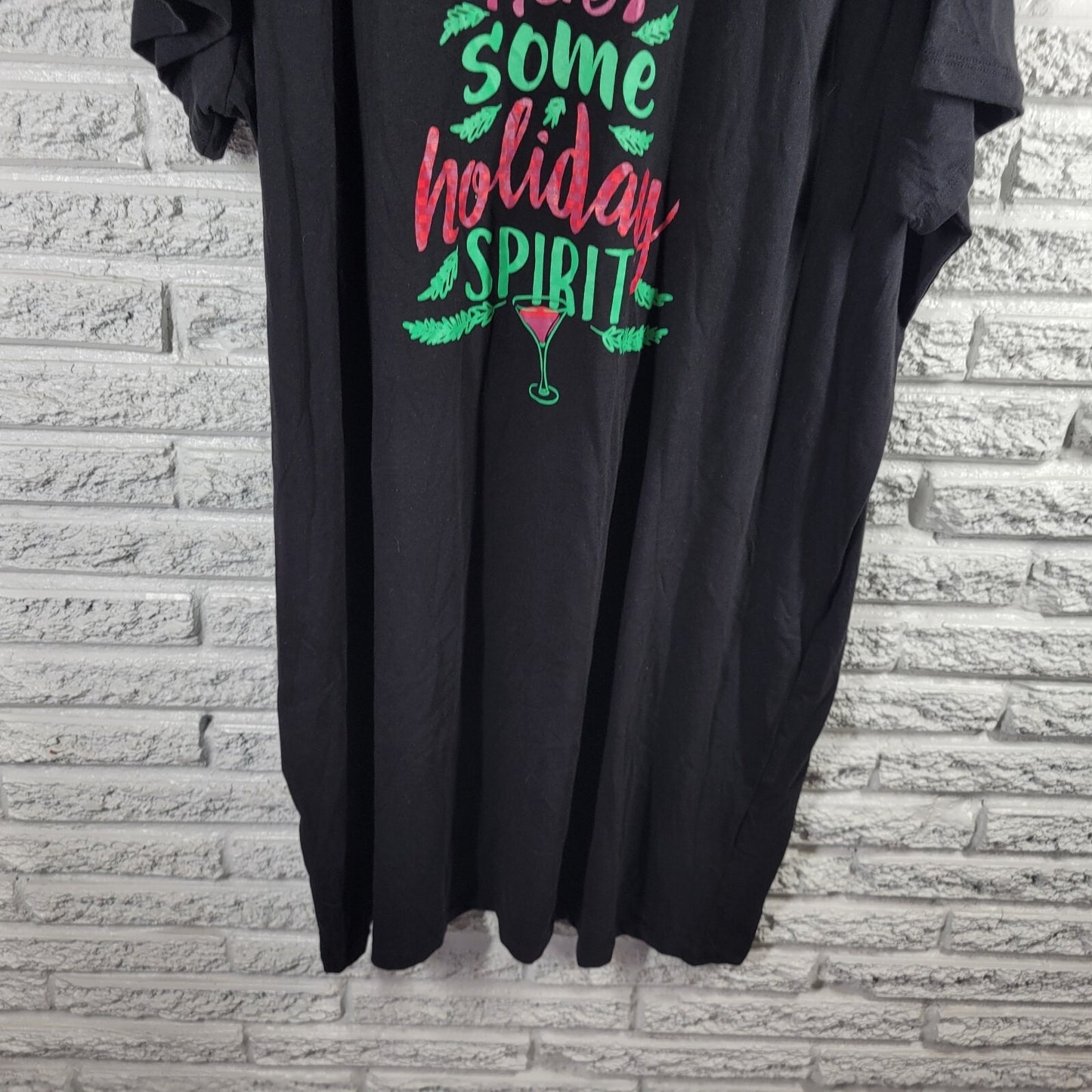 Christmas Dreams Co Women Nightgown 1X 2X Plus Holiday Spirit Short Sleeve Black