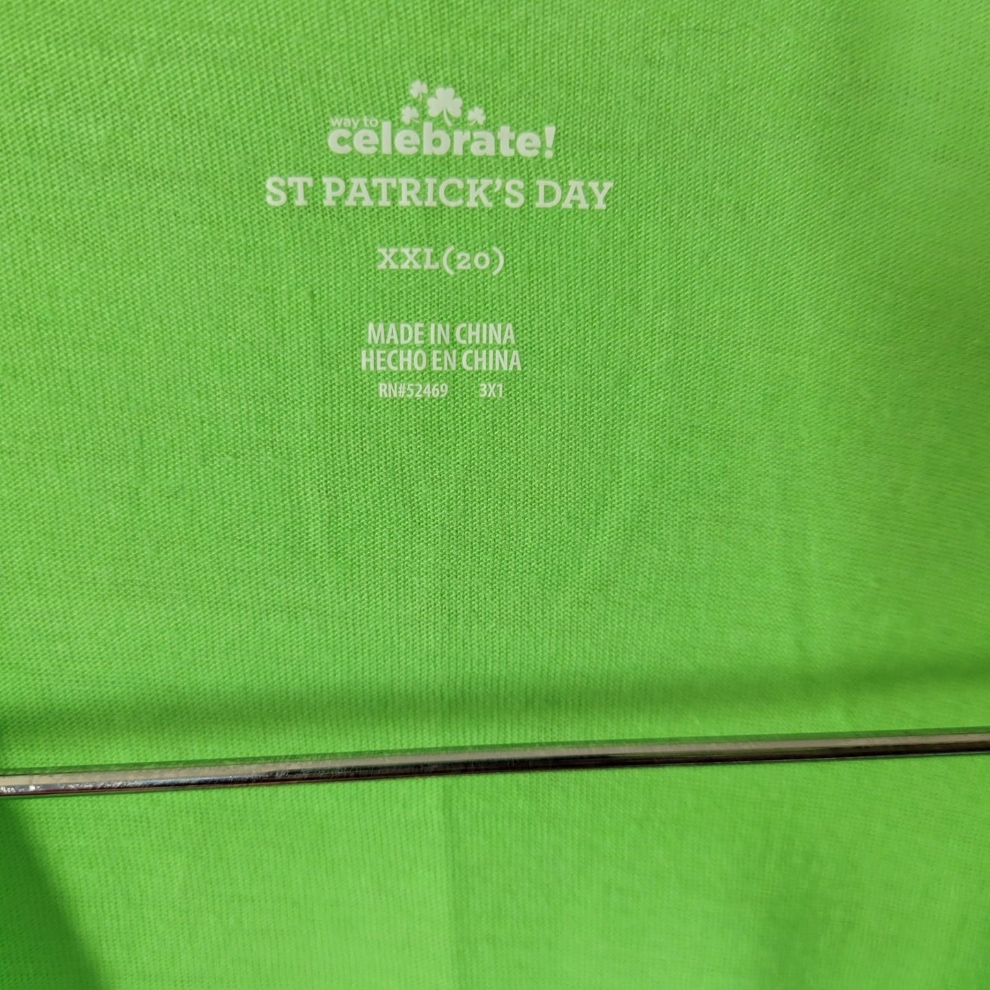 St Patricks Day Womens Top XXL 20 Plus Tee Lime Green I Dont Need Luck Grandma