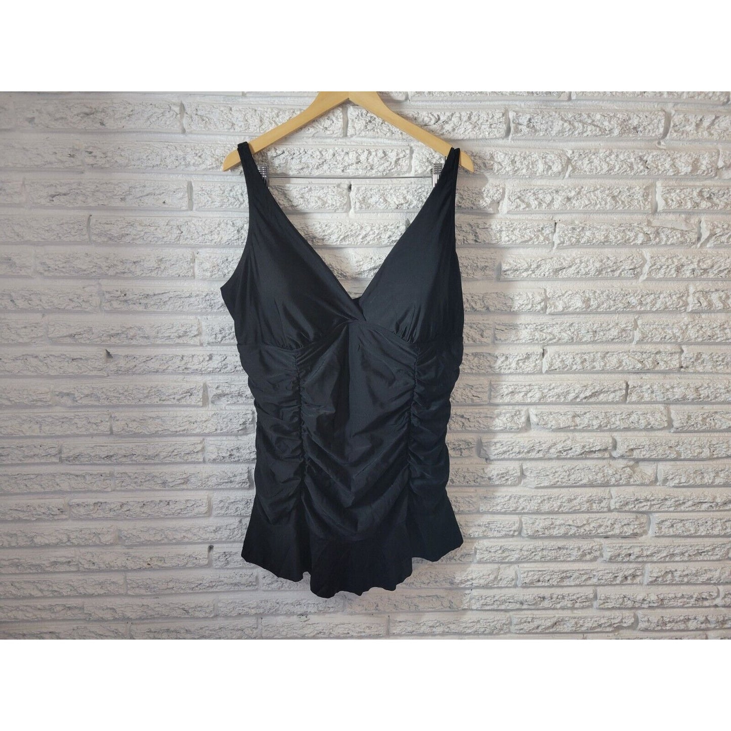 Torrid Womens Swimsuit 4 4X One Piece Black Skirted Adjustable Spaghetti Strap