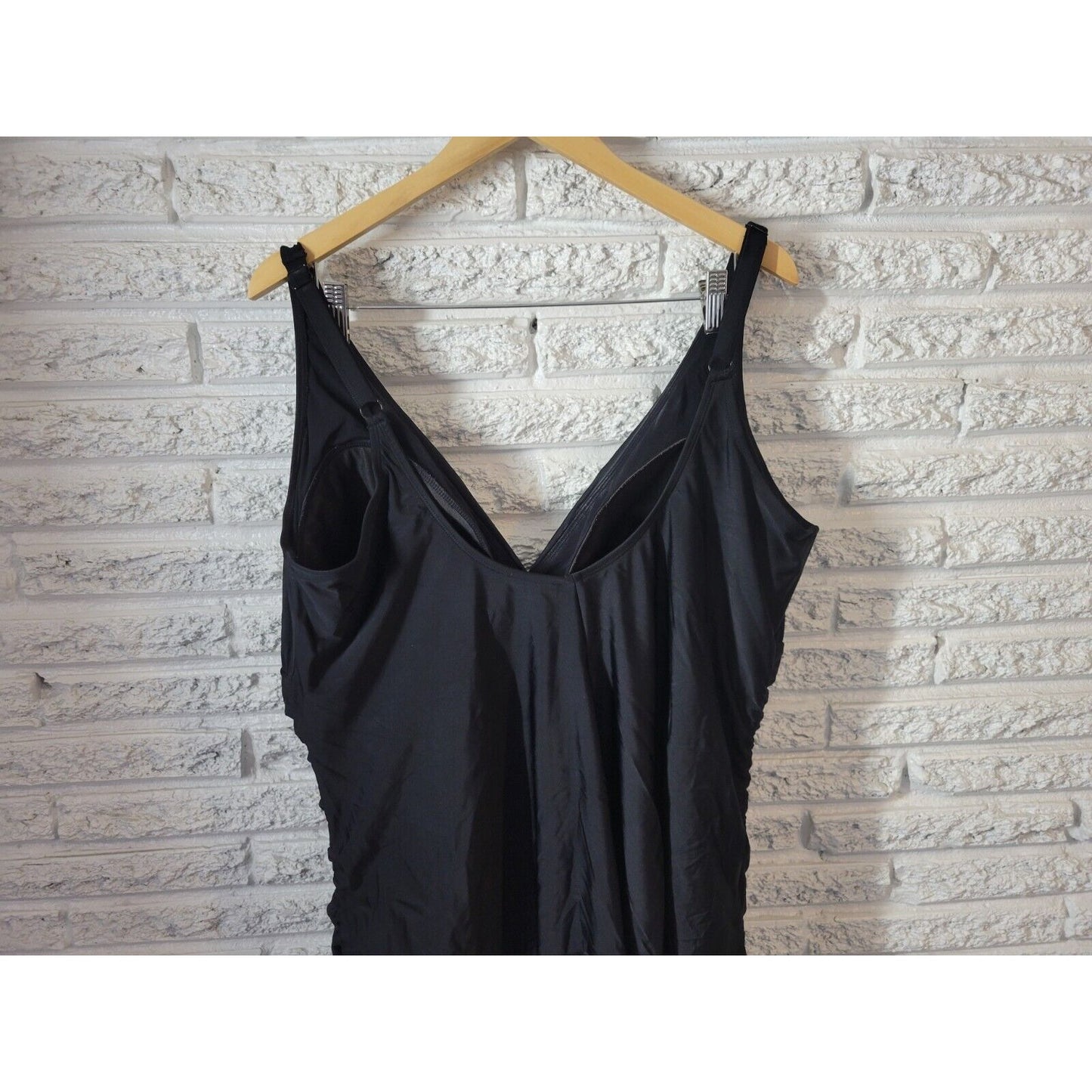 Torrid Womens Swimsuit 4 4X One Piece Black Skirted Adjustable Spaghetti Strap