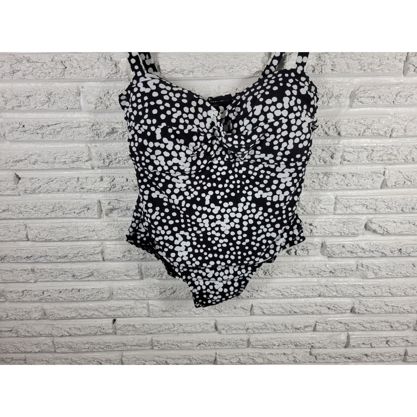 Catalina Womens Swimsuit 3X 22W 24W One Piece Black Paint Blotch Bra Wide Strap