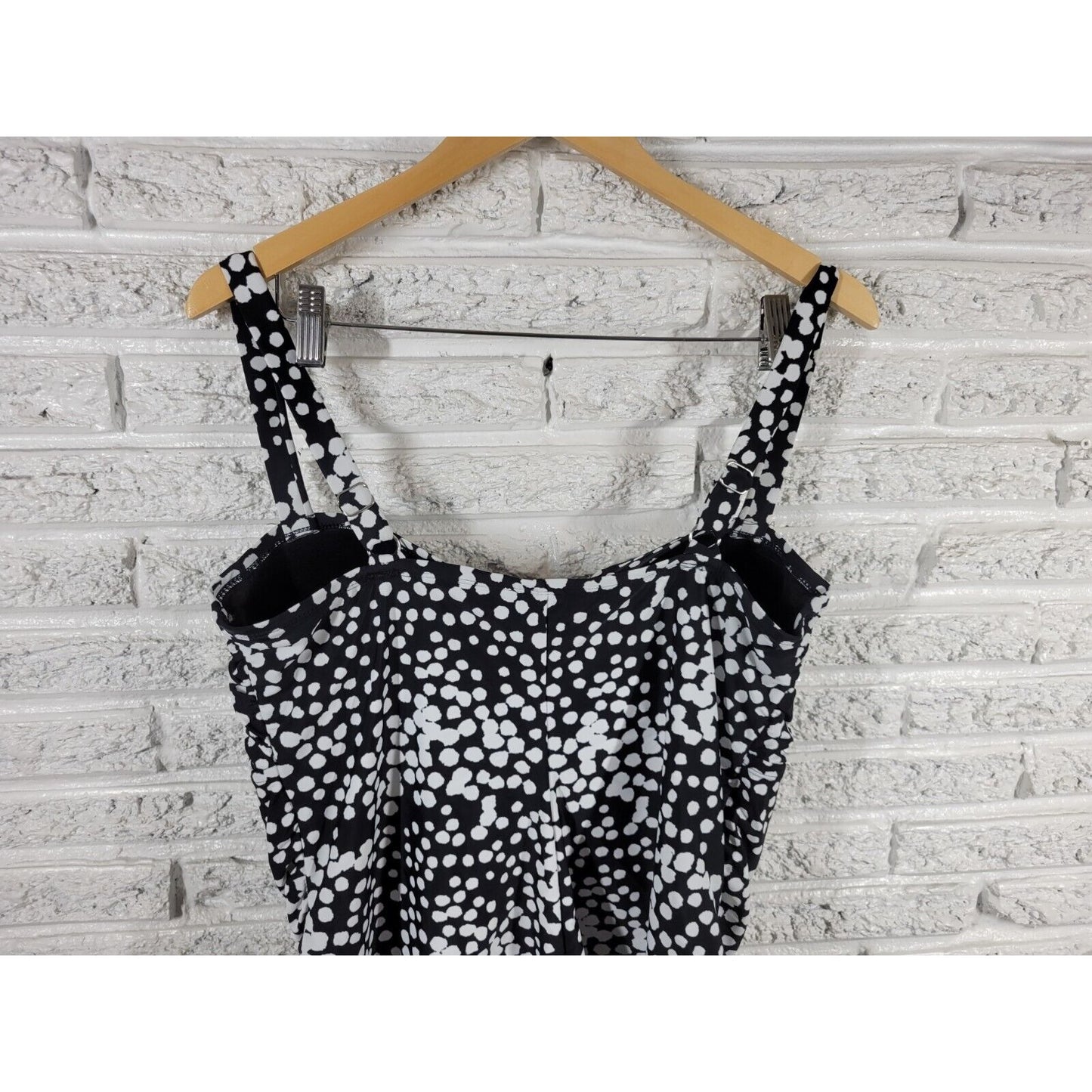 Catalina Womens Swimsuit 3X 22W 24W One Piece Black Paint Blotch Bra Wide Strap