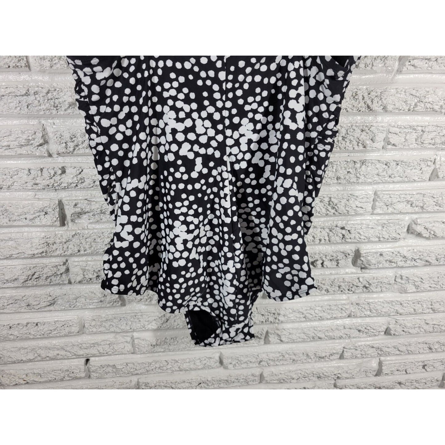 Catalina Womens Swimsuit 3X 22W 24W One Piece Black Paint Blotch Bra Wide Strap