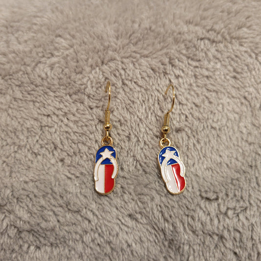 Fourth of July Patriotic Womens Earrings One Pair Flip Flops USA Flag Hanging