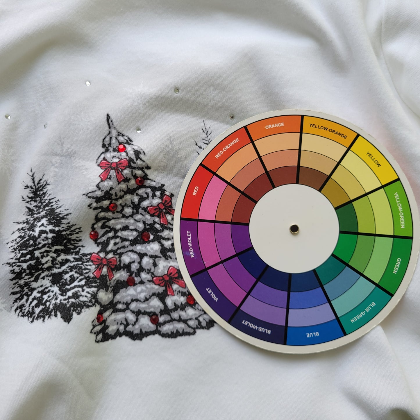 Studio Works Women's 2X Christmas Tree Tee White 100% Cotton WHI2E
