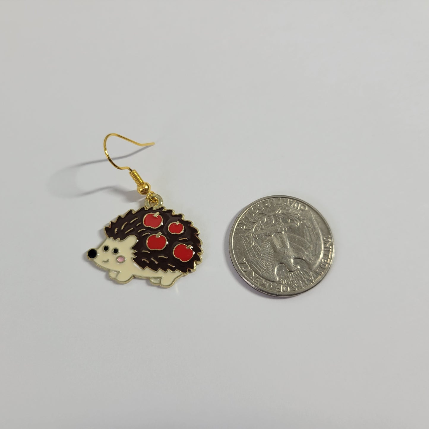 Hedgehog Apple Earrings Gold Tone Fall Autumn Woodland Animal Cute Enamel E111E