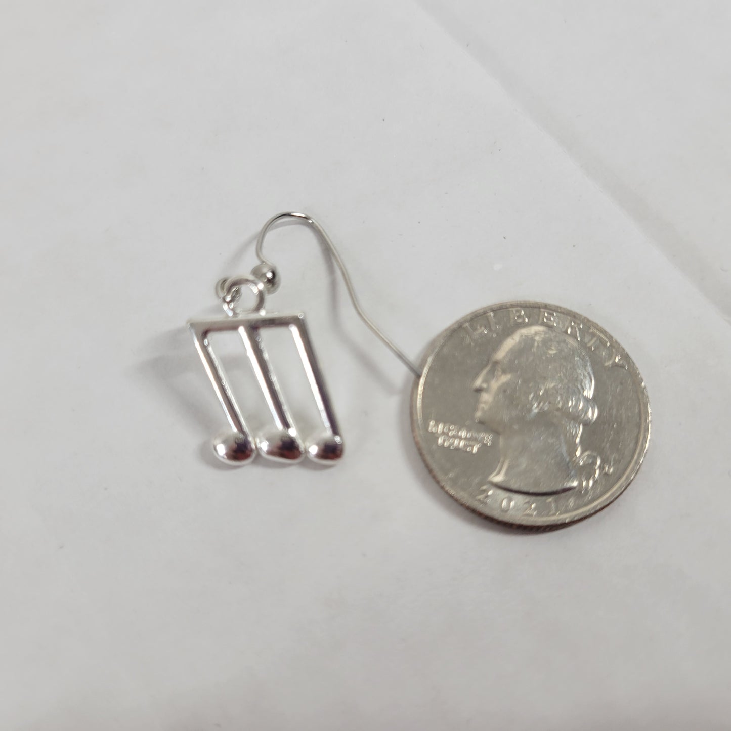 Music Notes Womens Dangle Drop Earrings Silver Tone Alloy Musical Theme E103E