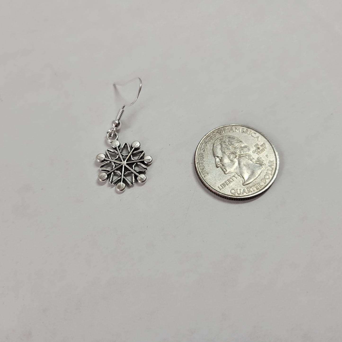 Silver Snowflake Dangle Earrings Beaded Winter Christmas Charm Jewelry E169E