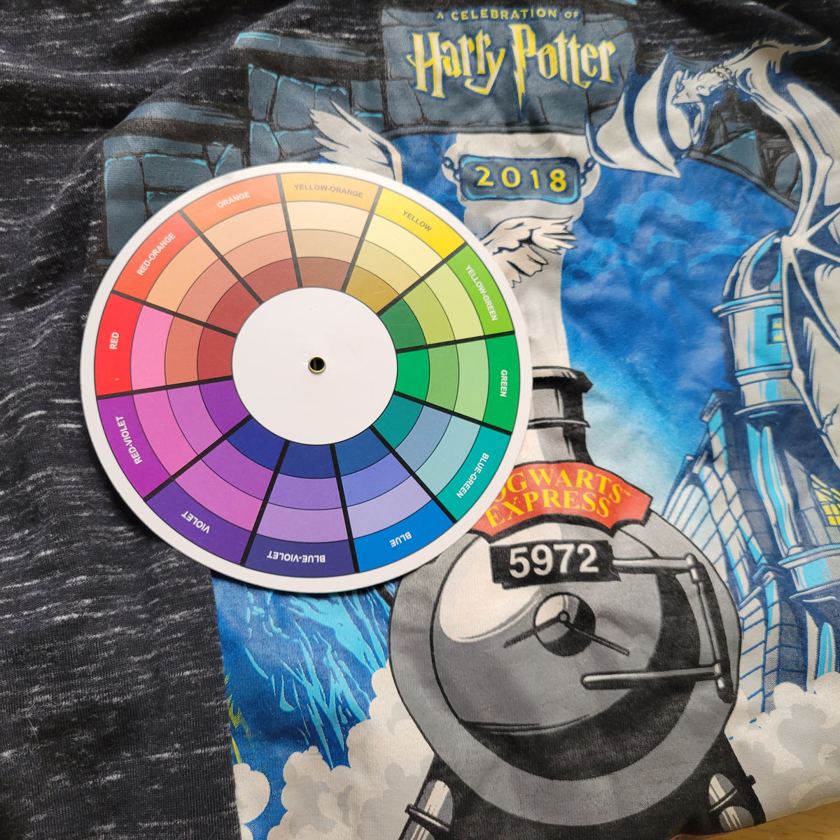 Universal Studios Harry Potter XL 2018 Celebration Hogwarts Express Shirt NOV16E