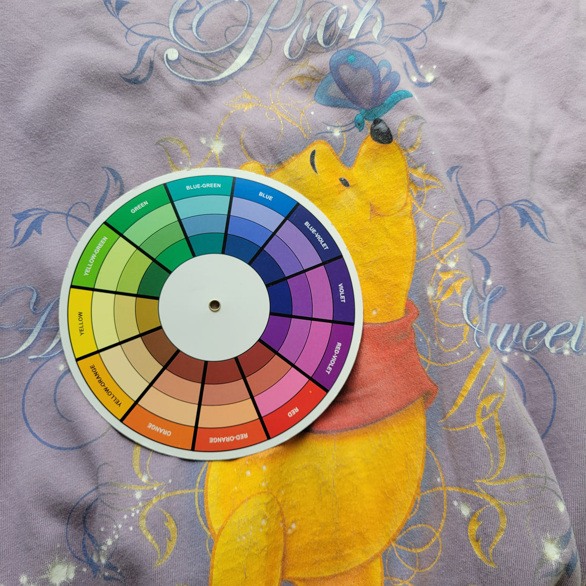 Disney Store Winnie the Pooh Graphic T Shirt Purple Womens Size XL Hunny NOV118E
