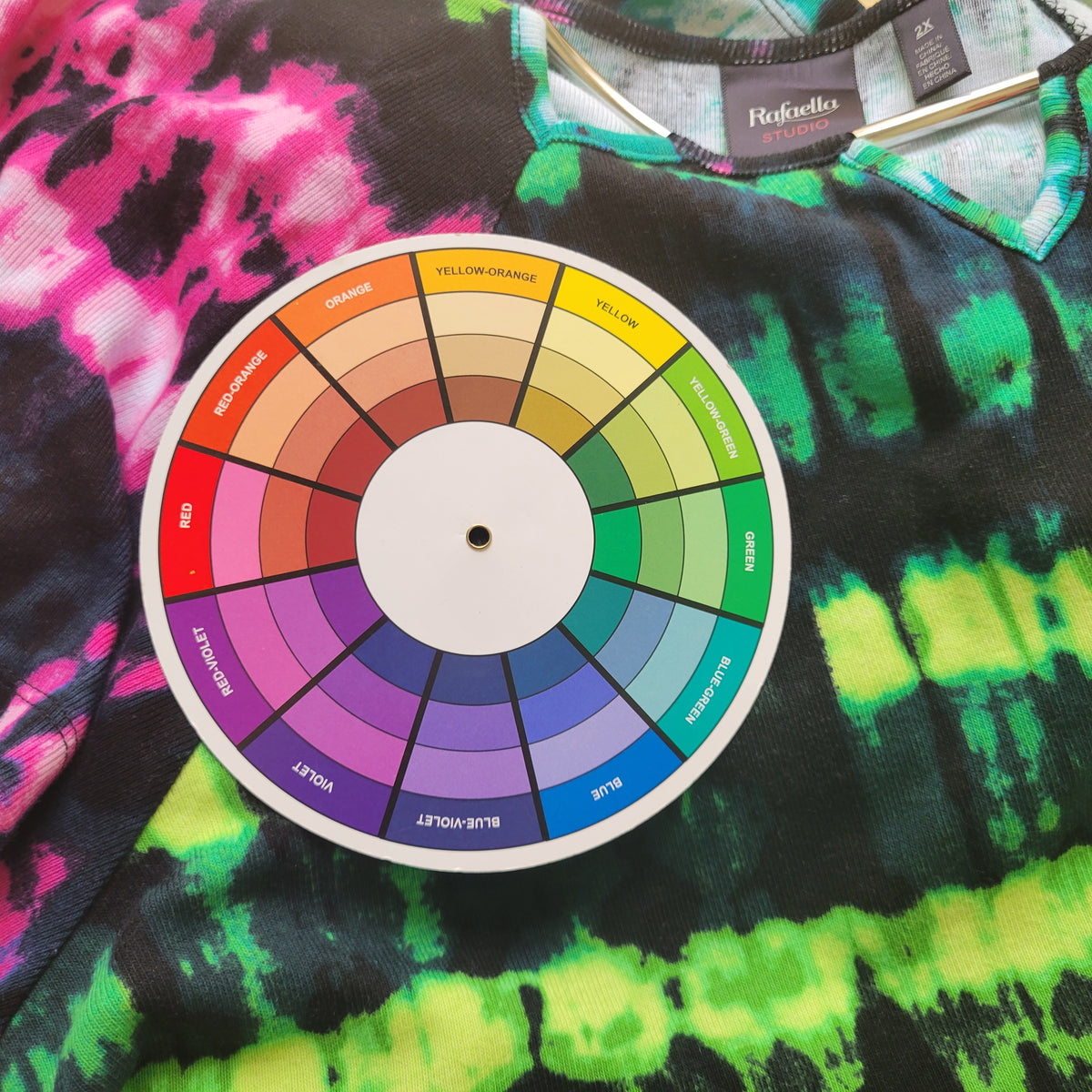 Rafaella Women 2X Tee Shirt Cotton Tie Dye Keyhole Short Sleeve Multicolor Top TIE4E