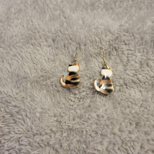 Cats Kitten Earrings One Pair Calico Gold Tone Hanging Dangle Fish Hook Novelty