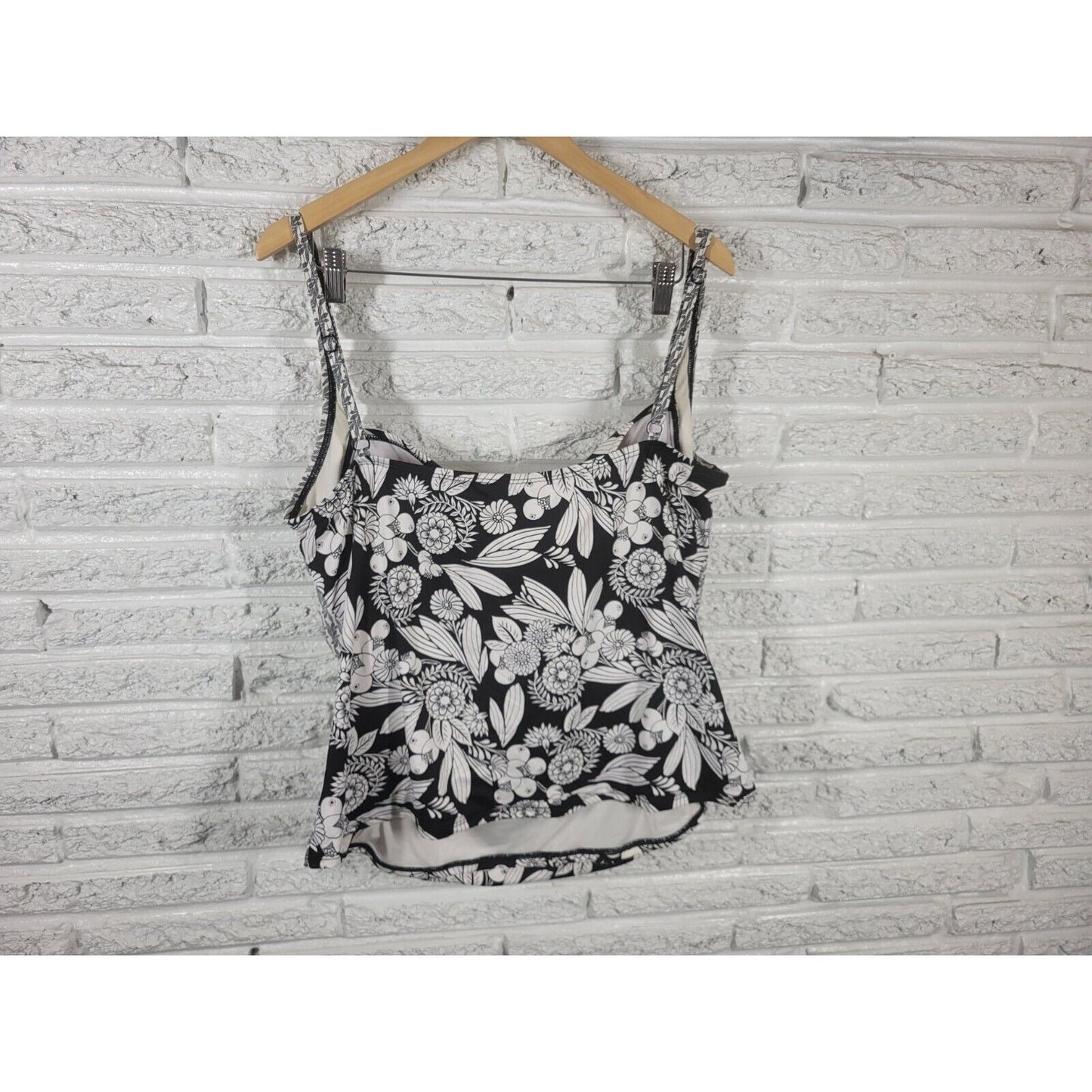 Coldwater Creek Womens Swim Top 20W Plus Black Floral Adjustable Spaghetti Bra