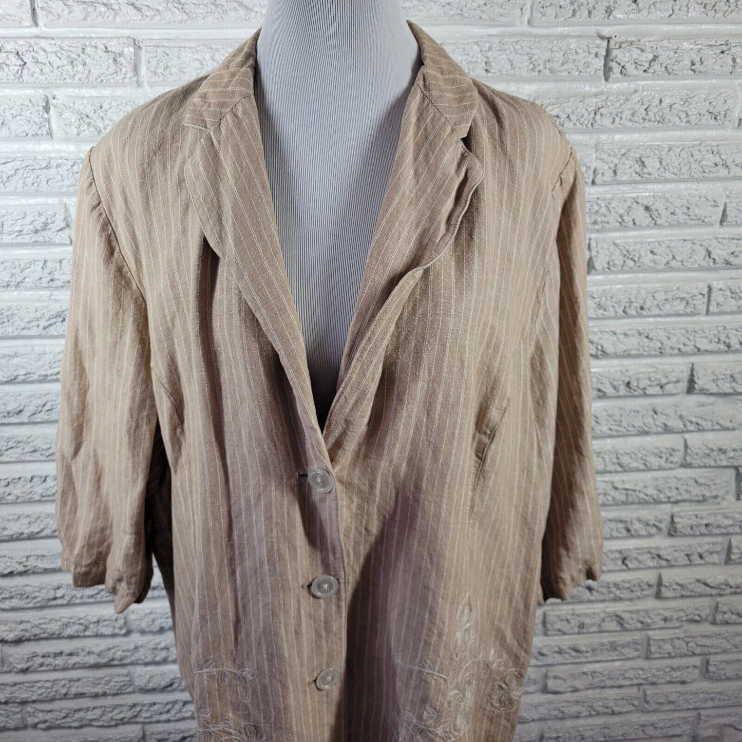 Maggie Barnes Womens Jacket 2X Blazer Tan Stripe Embroidered Lined Lightweight