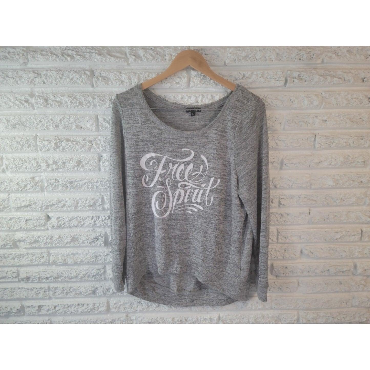 Fifth Sun Womens Sweater Extra Large Free Spirit Lightweight Asymmetric Pullover