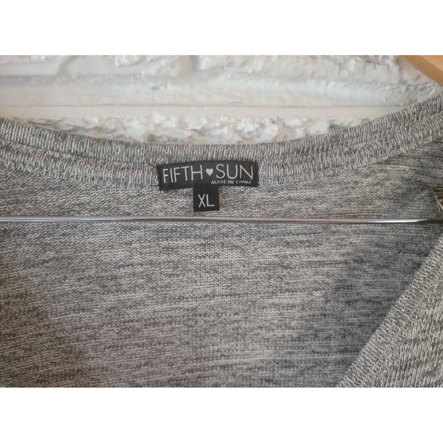 Fifth Sun Womens Sweater Extra Large Free Spirit Lightweight Asymmetric Pullover