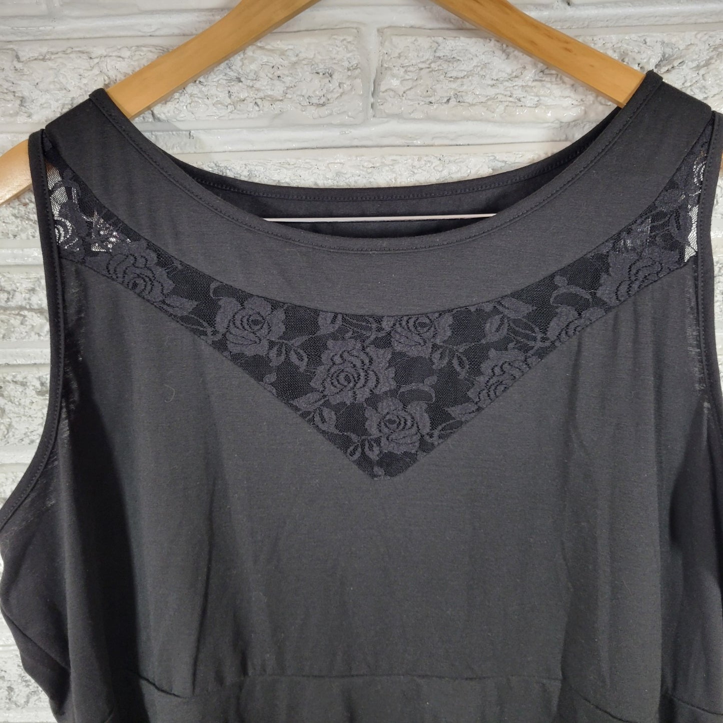 Womens Top 4XL Plus Swing Top Sleeveless Black Lace Trim Polyester Blend Casual