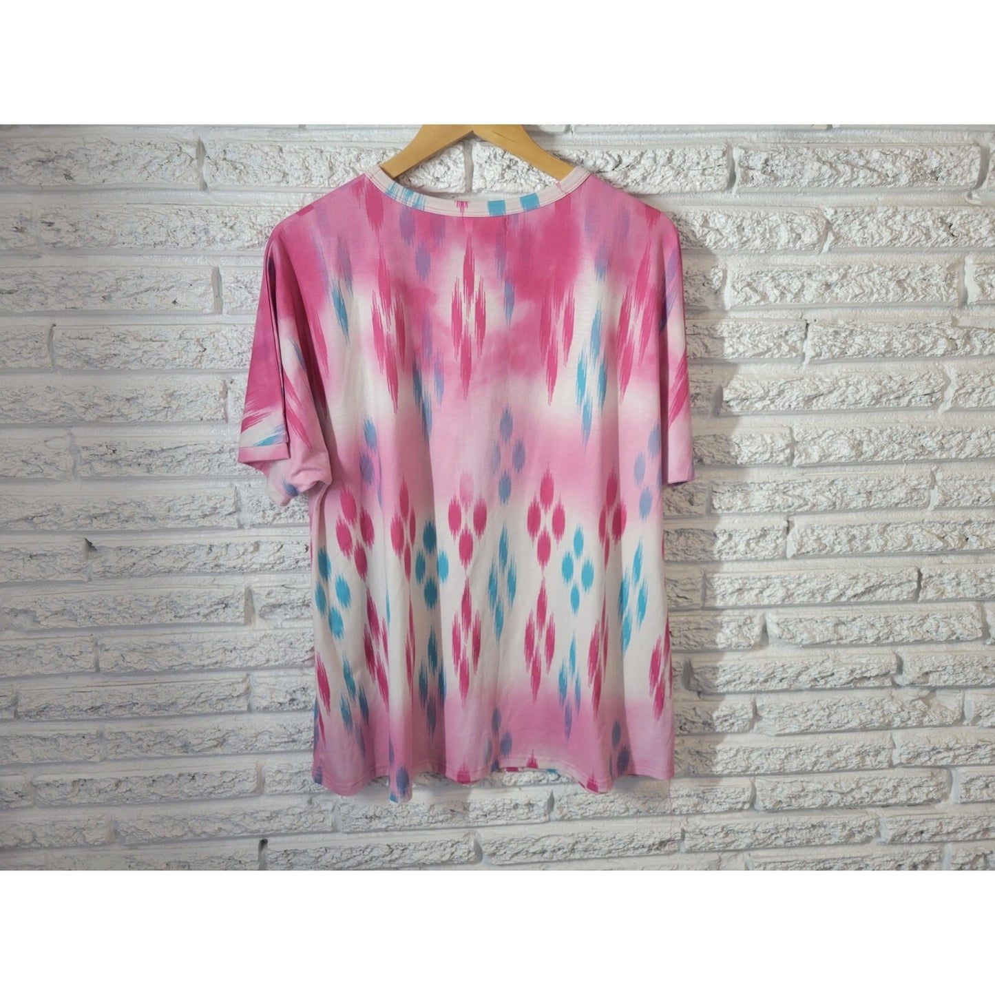 Easter Southern Stitch Women Top Extra Large XL Tee Pink He is Risen Cross Daisy