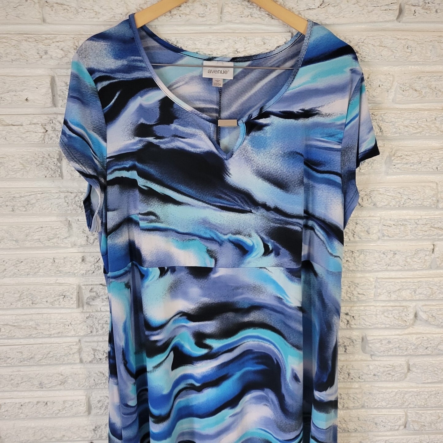Avenue Womens Dress 22 24 Plus Cap Sleeve Blue Watercolor Poly Blend Keyhole