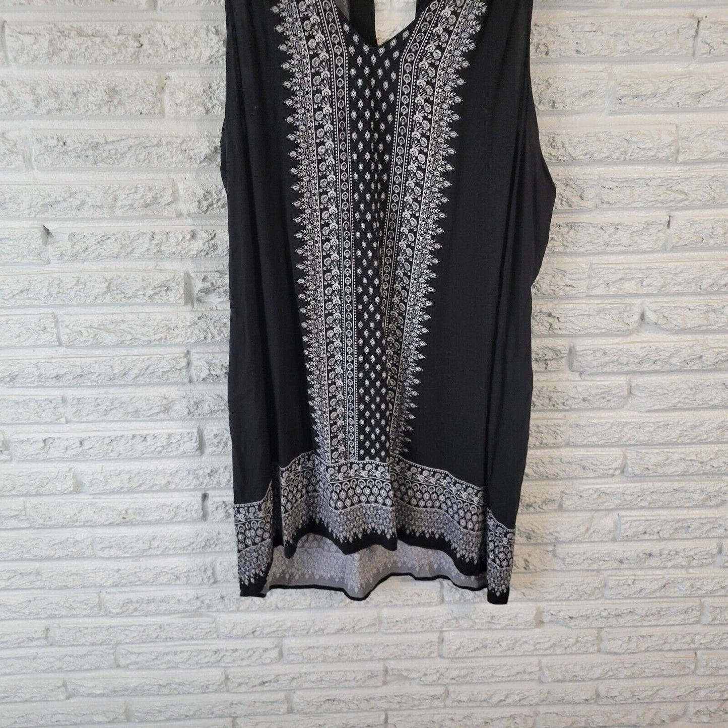 Old Navy Womens Dress XXL Plus Mini Shift Sleeveless Black Geometric Lightweight