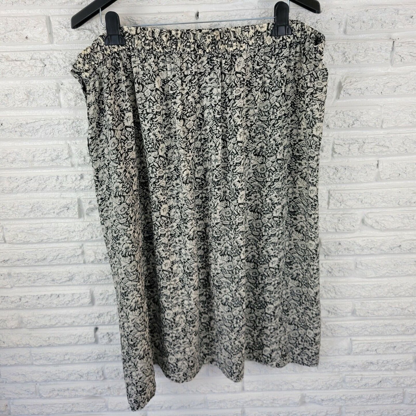 Fitting Image Womens Skirt 24 Plus Below Knee ALine Black Floral Full Sheer