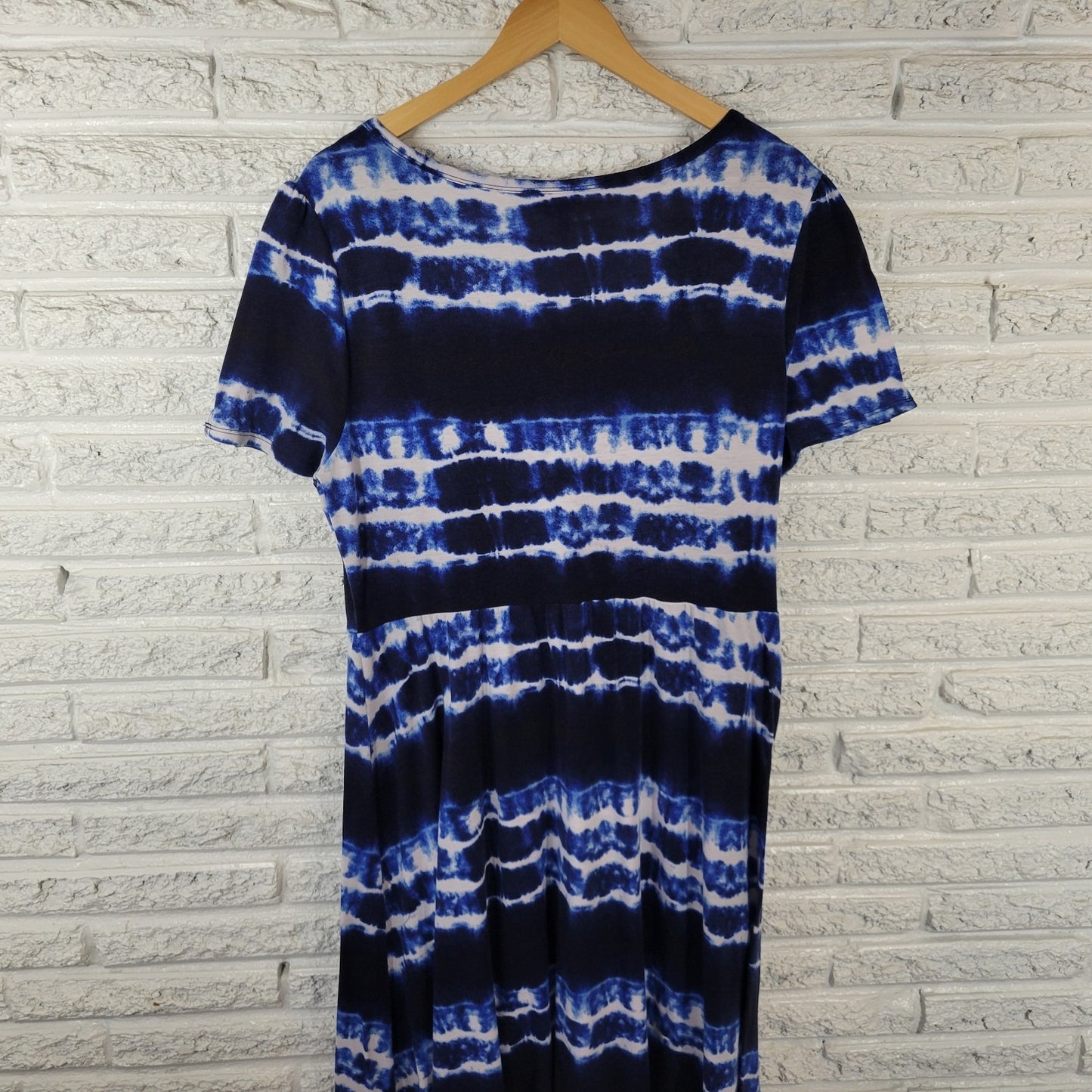 Lularoe Womens Dress 2XL Plus Short Sleeve Blue Tie Dye Poly Blend Casual Comfy
