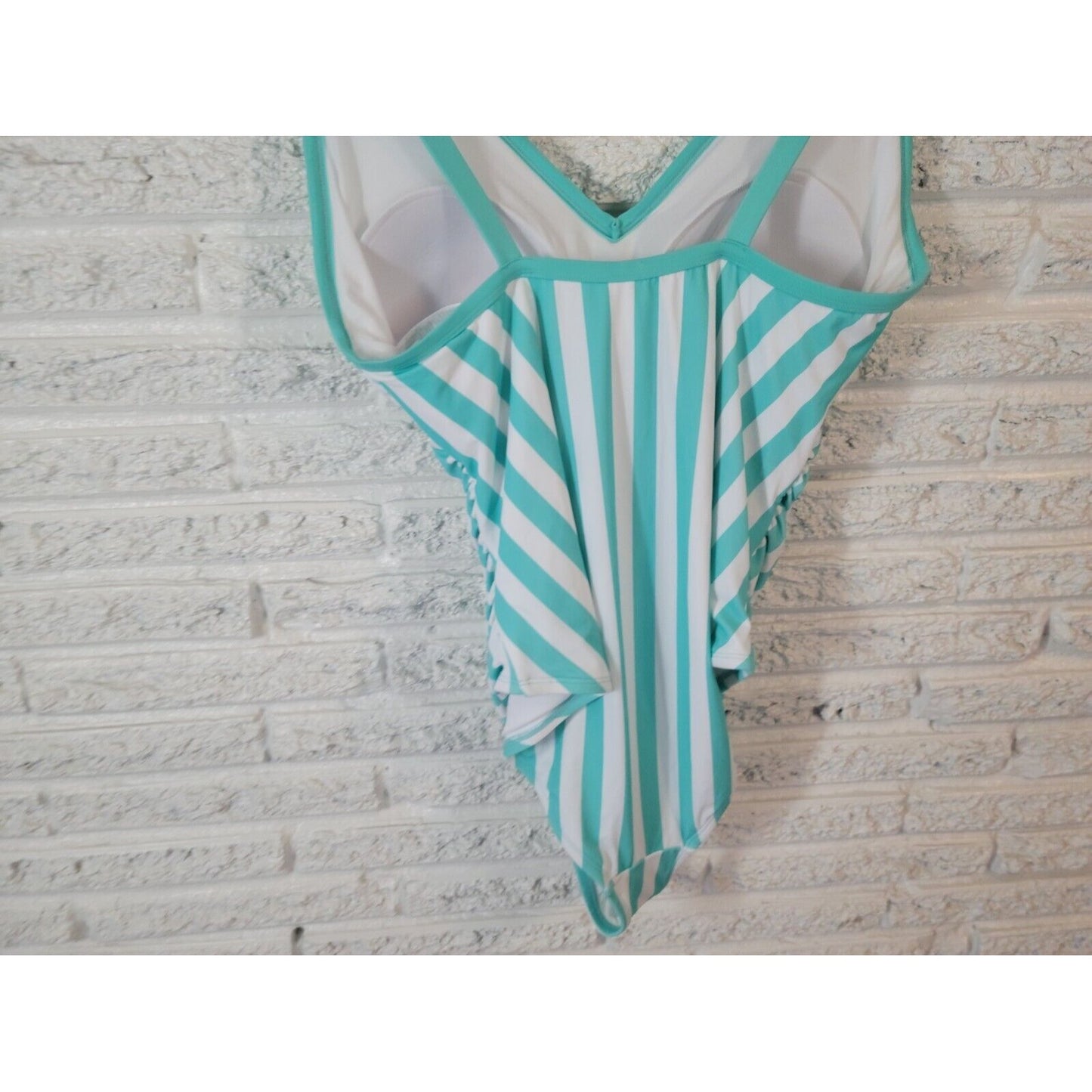 Kona Sol Womens Swimsuit 18W One Piece Plus Bra Adjustable Straps Blue Striped