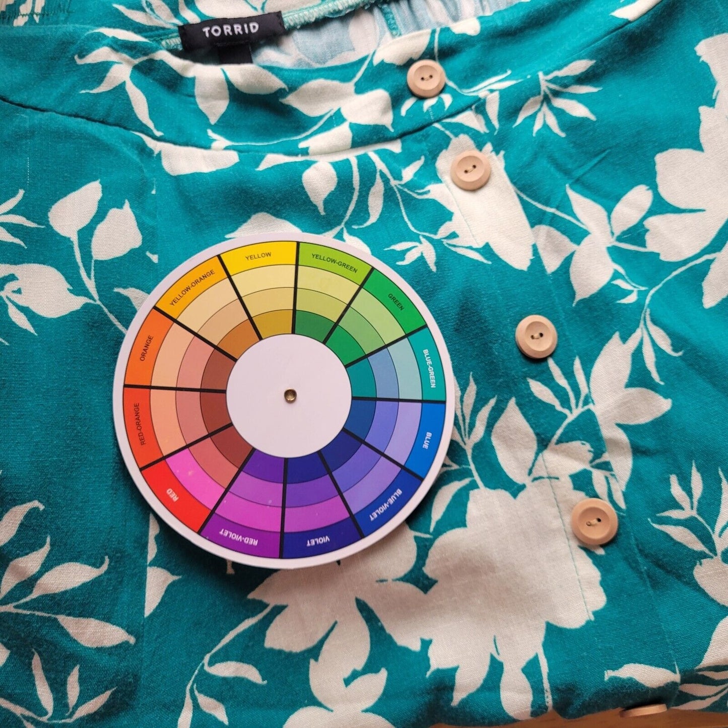 Torrid Women Skirt 2 2X Plus Asymmetric Green Floral Deco Buttons Ruffle Pockets