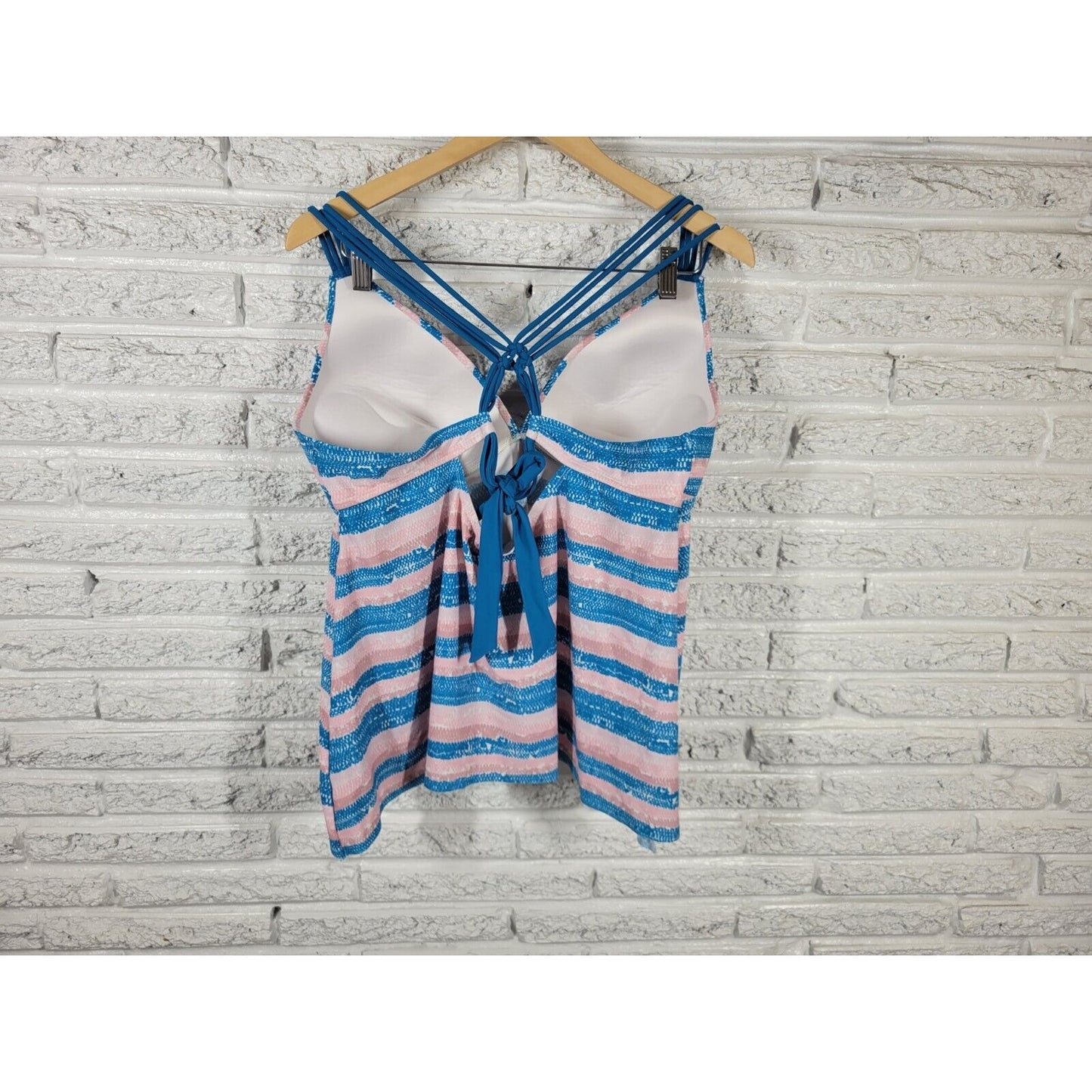 Aqua Couture Swim Top Extra Large XL Strappy Bra Lined Blue Stripe Racerback