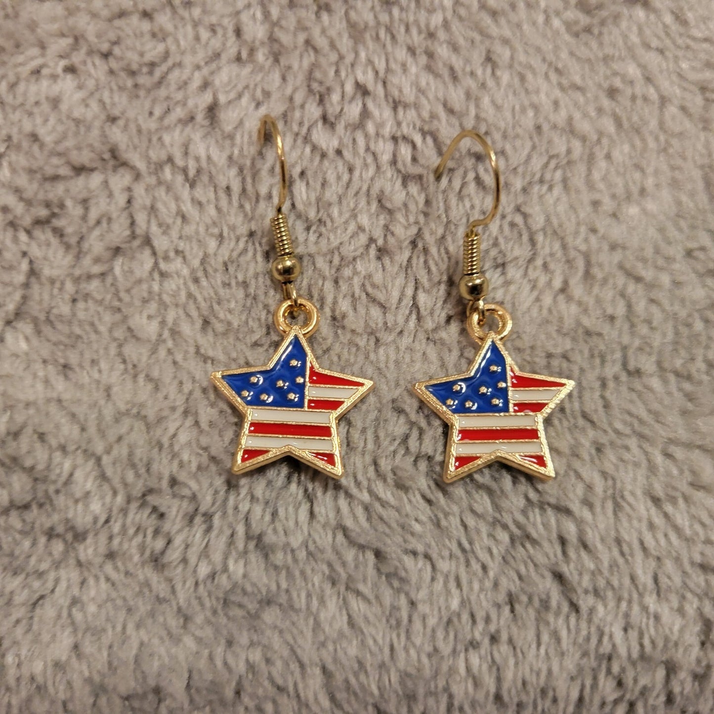Fourth of July Patriotic Womens Earrings One PairHanging Dangle Flag Star USA