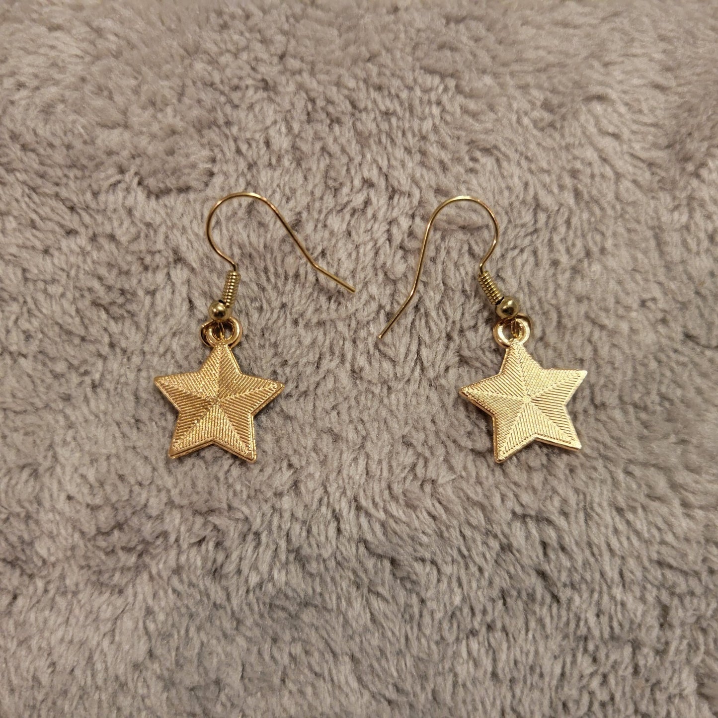 Fourth of July Patriotic Womens Earrings One PairHanging Dangle Flag Star USA