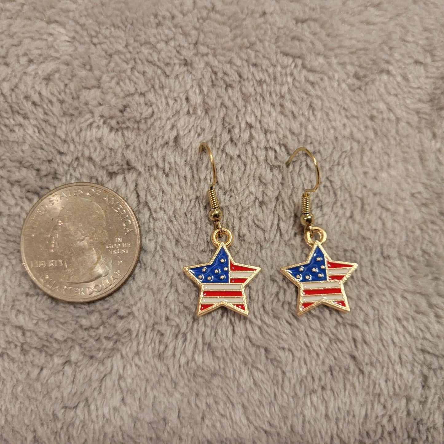 Fourth of July Patriotic Womens Earrings One PairHanging Dangle Flag Star USA