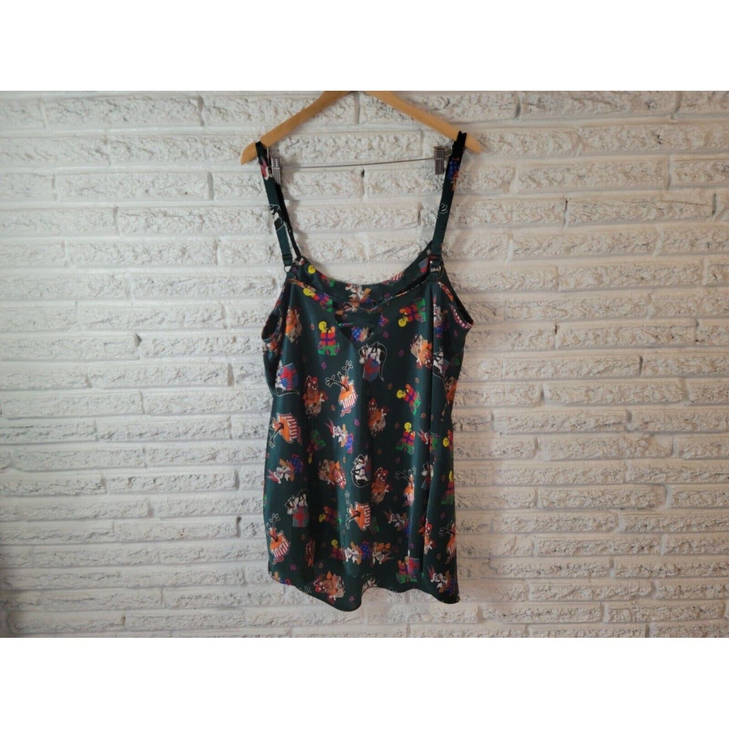Christmas Looney Tunes Womens Top 3X Camisole Green Keyhole Tweety Taz Daffy
