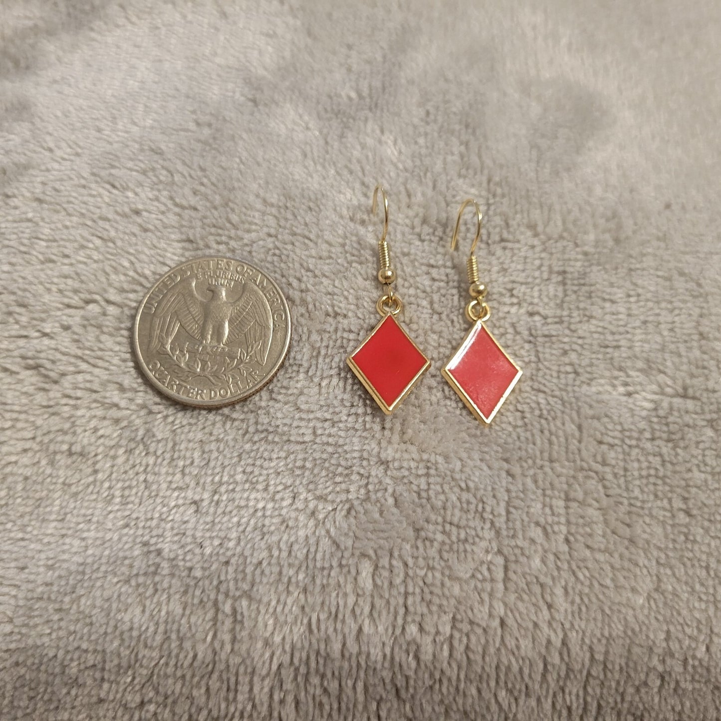 Diamonds Poker Suit Casino Earrings Hanging Dangle Novelty Fish Hook