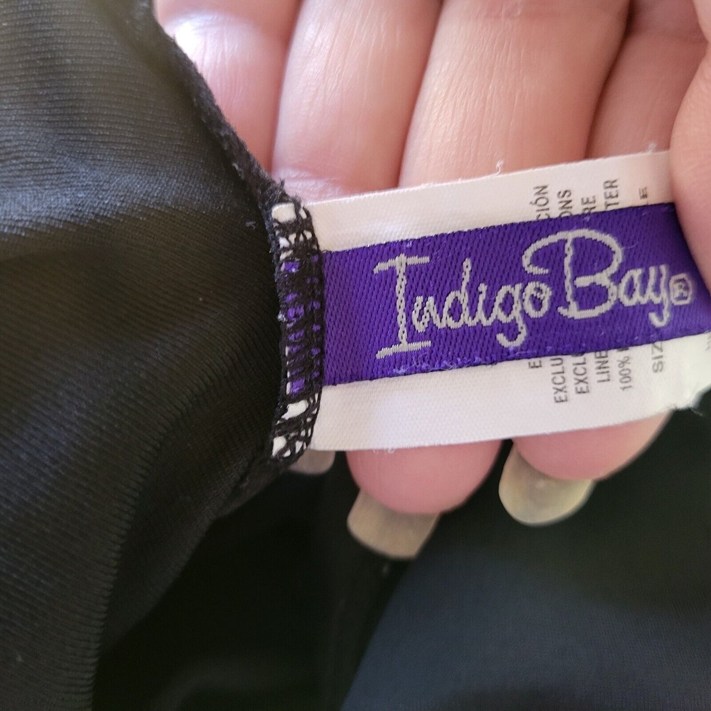 Indigo Bay Womens Swimsuit 24W One Piece Skirted Wide Strap Black Floral Lined