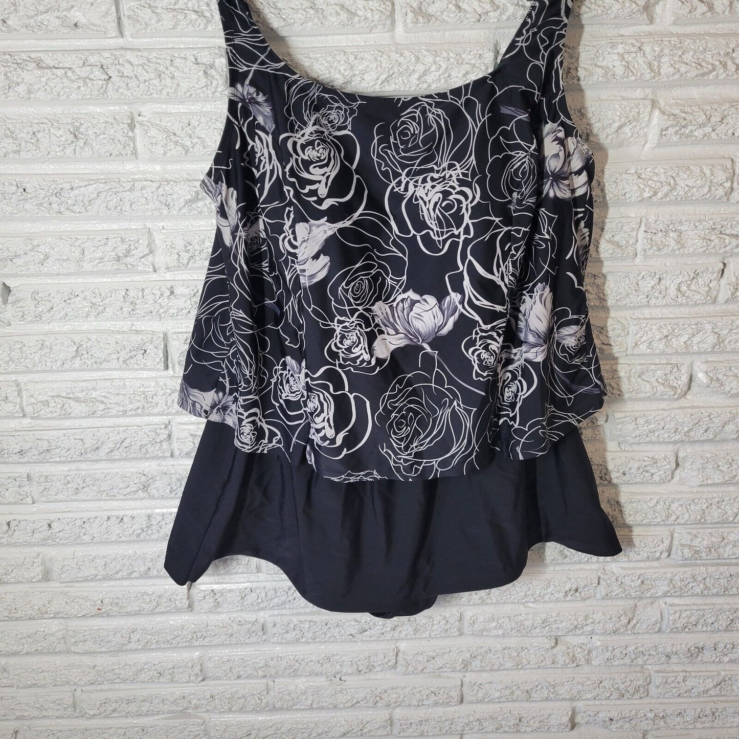 Indigo Bay Womens Swimsuit 24W One Piece Skirted Wide Strap Black Floral Lined