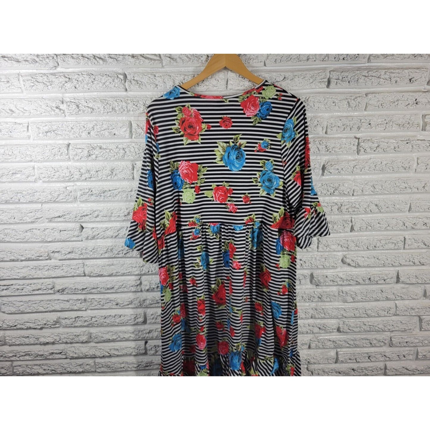 Emery Rose Dress 2XL 3/4 Bell Sleeve Red Floral Poly Blend Ruffle Pockets Casual