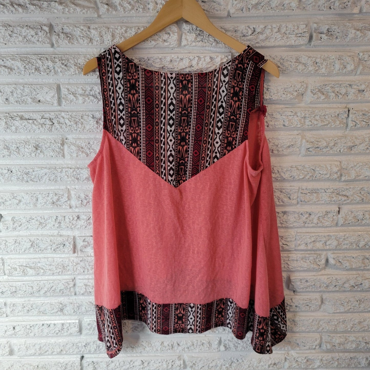 Almost Famous Womens Top 3X Plus Tank Boho Pink Burgundy Geometric Fringe Sheer