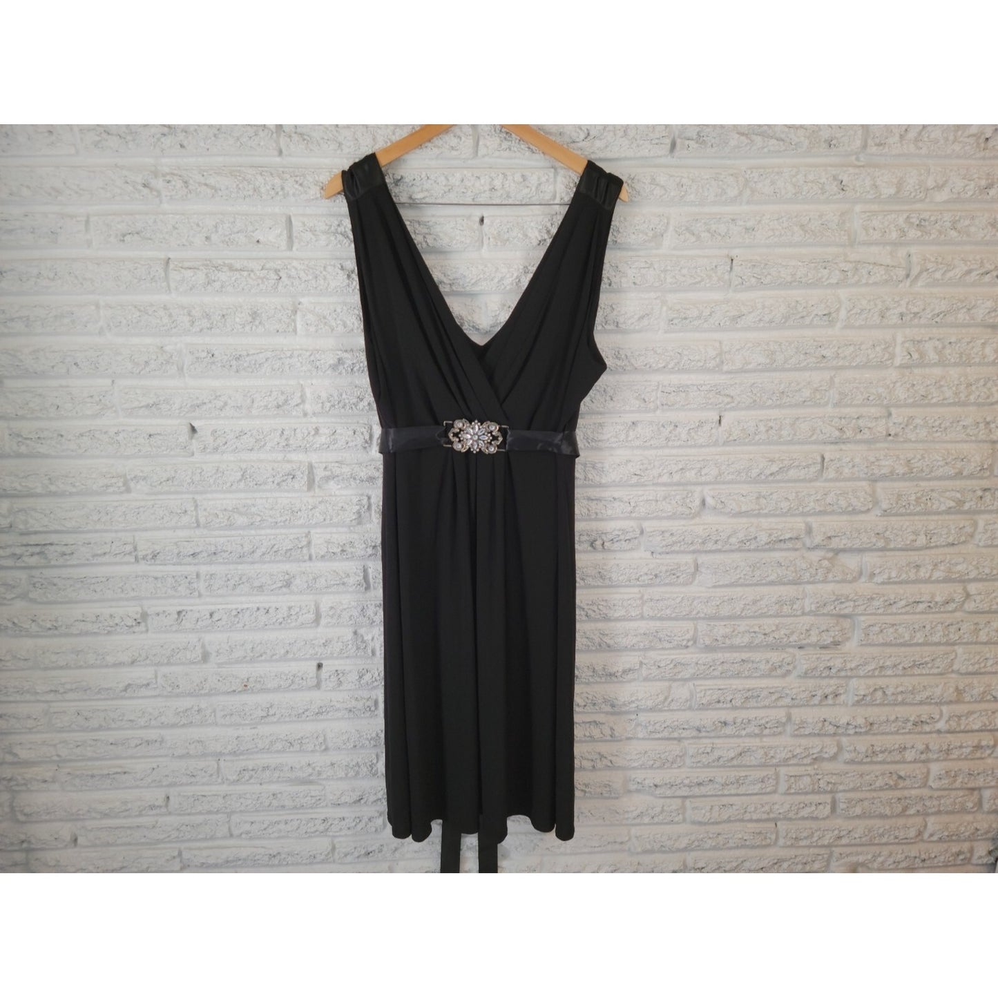 Scarlett Nite Womens Dress 22 Plus Sleeveless Party Black Poly Blend Elegant