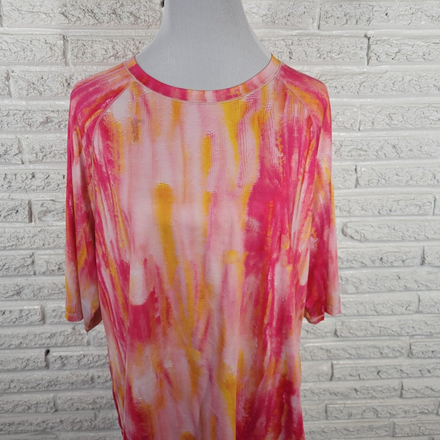 Reel Legends Womens Top 1X Plus Tee 3/4 Sleeve Pink Yellow Watercolor Comfy