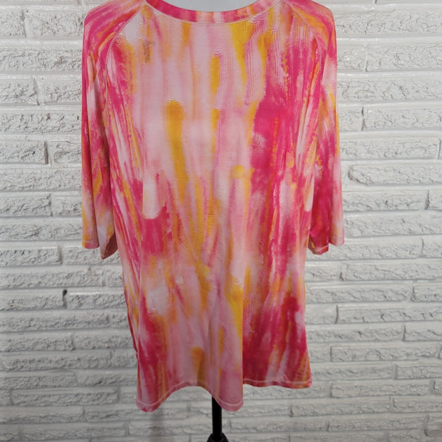 Reel Legends Womens Top 1X Plus Tee 3/4 Sleeve Pink Yellow Watercolor Comfy