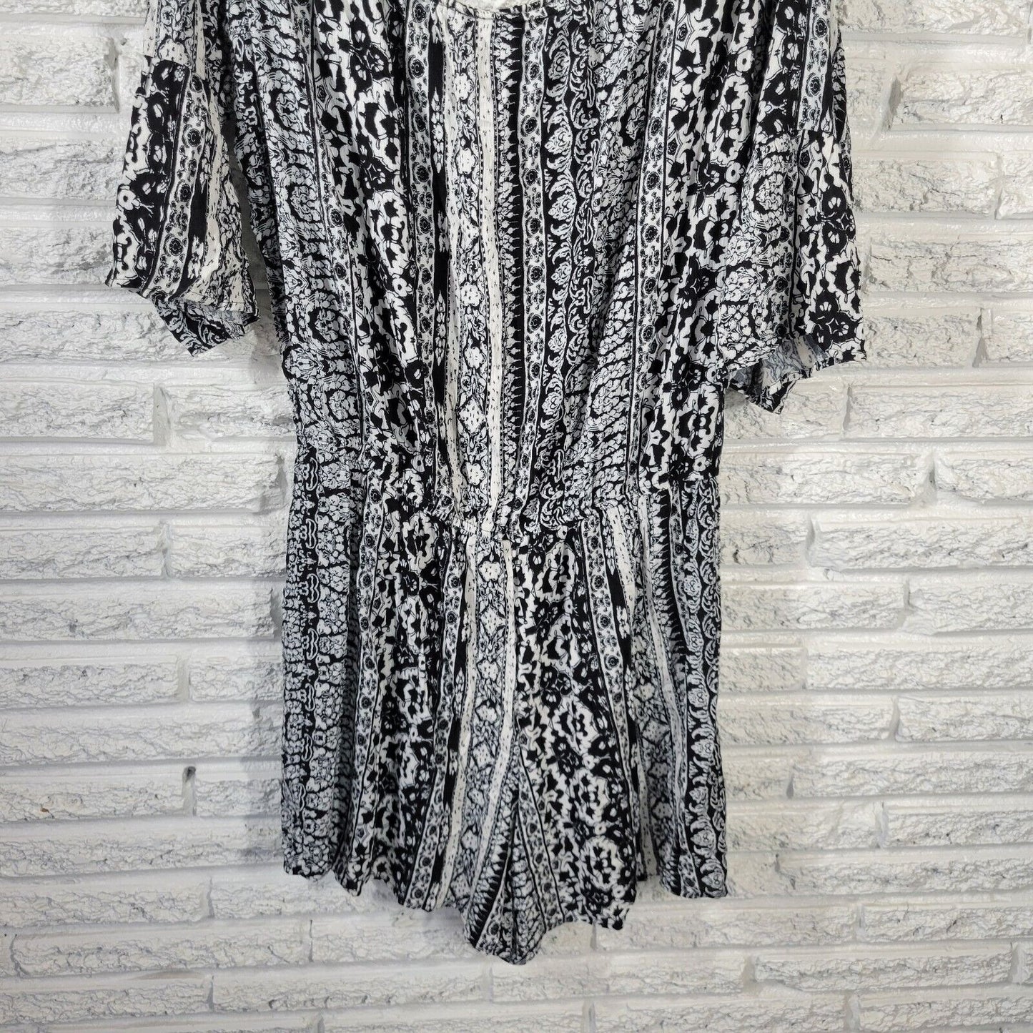 Apt 9 Womens Romper Extra Large Cold Shoulder Black Lightweight Casual Travel