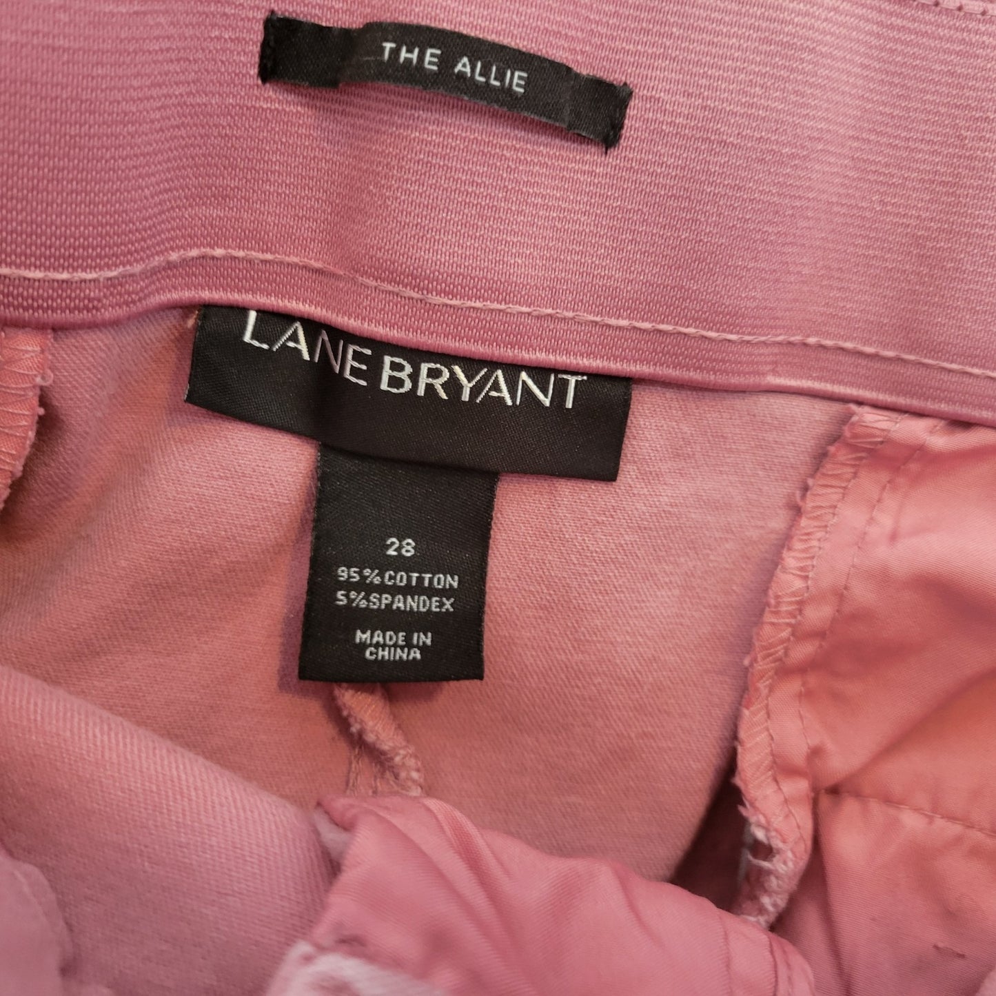 Lane Bryant Womens Pants 28 Plus Allie Capri Pink Scallop Hem Zip Fly Comfy