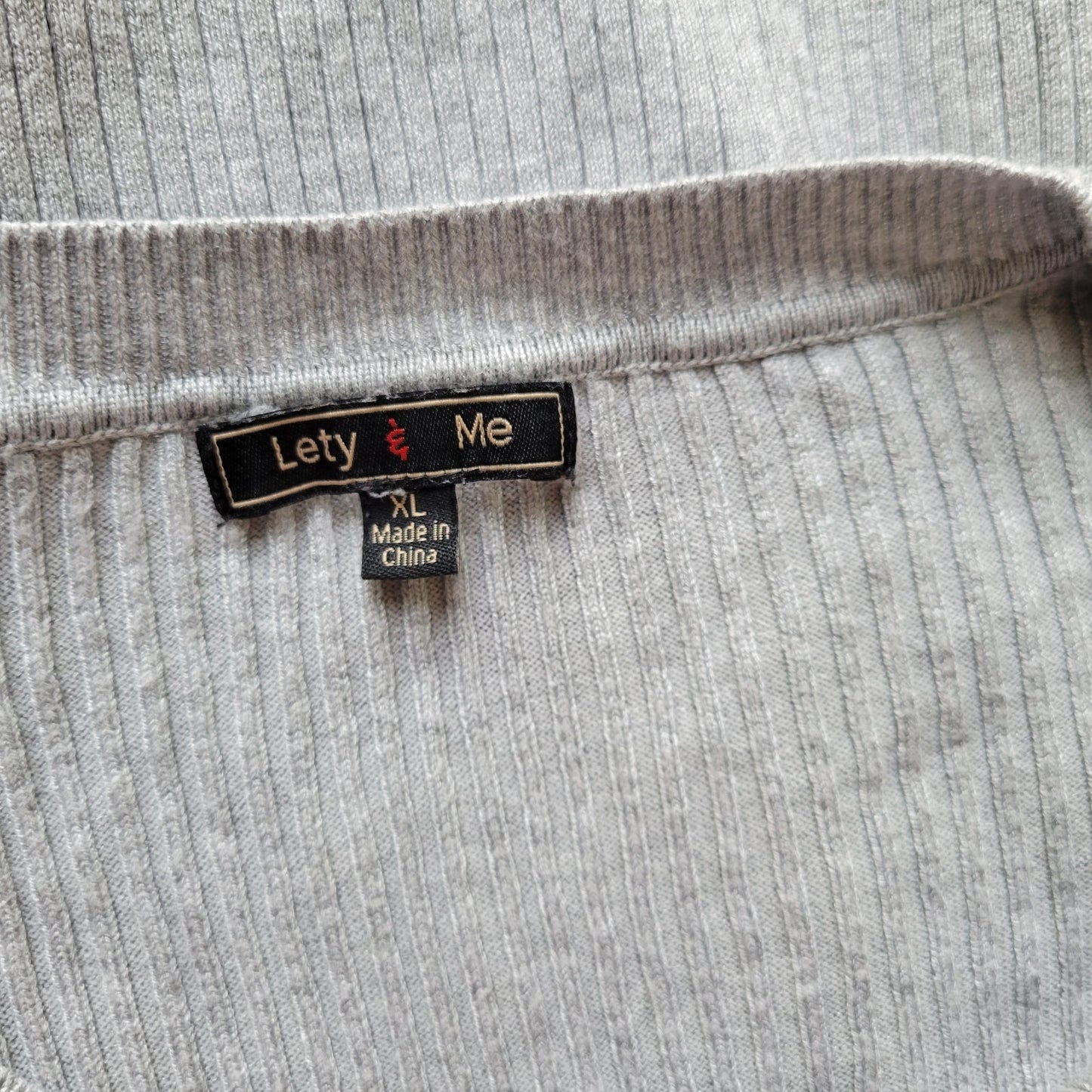 Lety Me Women Sweater Extra Large Quarter Button Gray Ribbed Knit Soft Casual