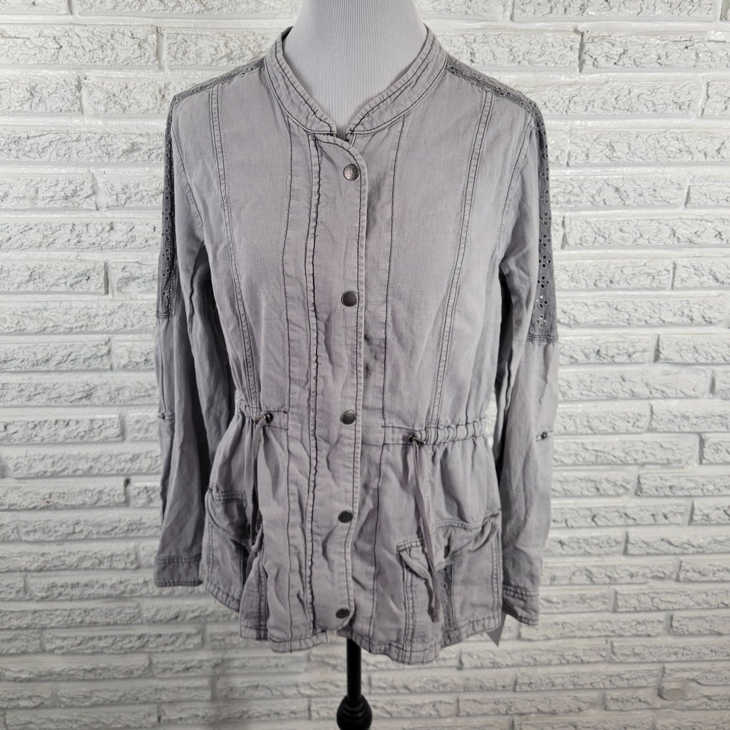 Maurices Womens Jacket XL Gray Linen Cotton Eyelet Zip Snap Up Casual Pockets