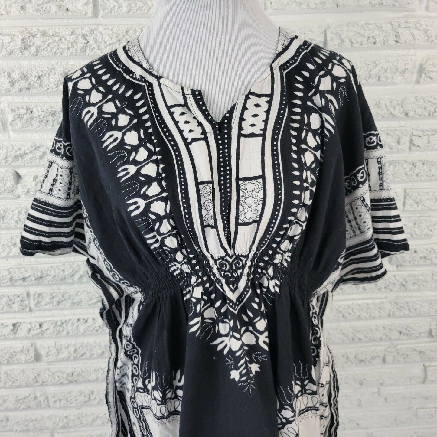 Jessica Taylor Women Top 2X Plus Batwing Sleeves Black Geometric Comfort Waist