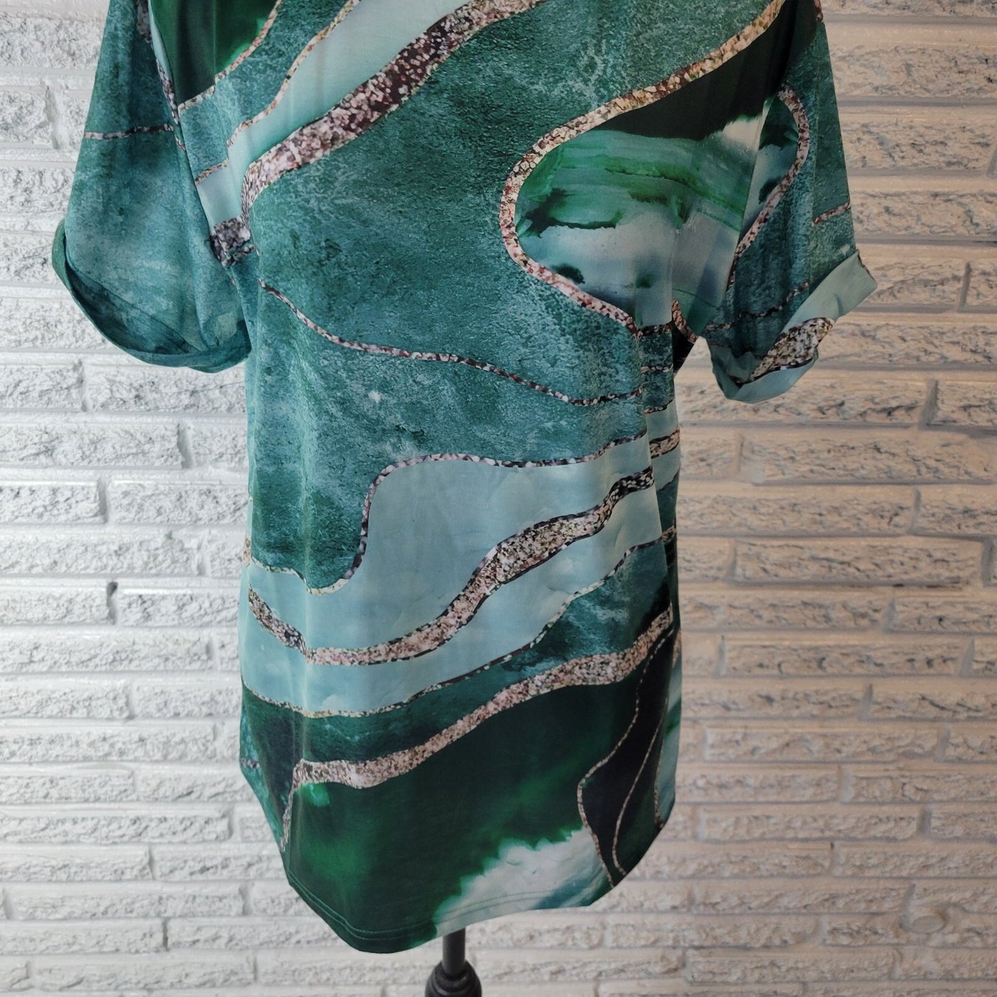 Womens Top 2XL Plus Tee Short Sleeve Green Watercolor Poly Blend Comfy Casual