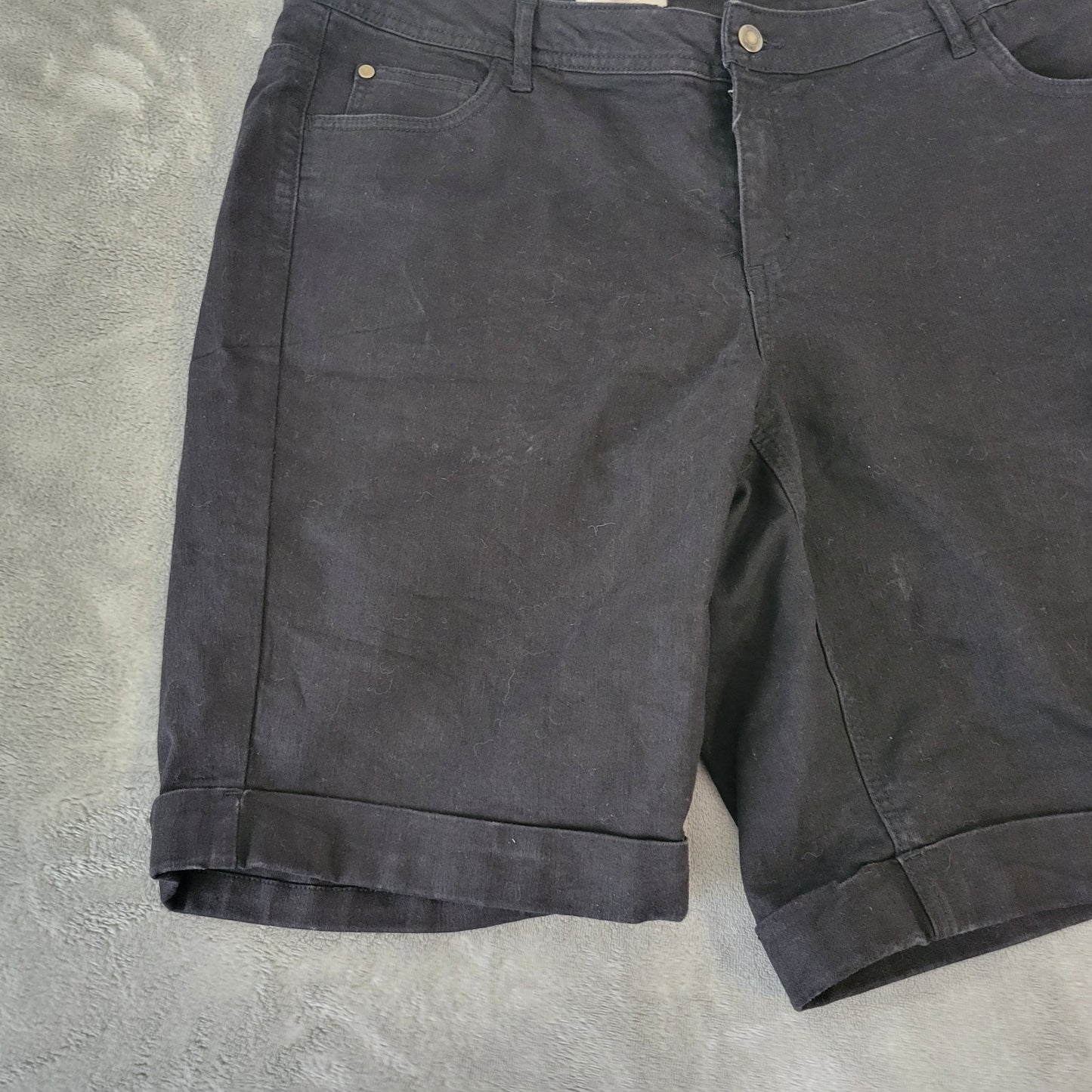 Woman Within Womens Shorts 16W Plus Black Denim Zip Fly Cuffed Casual Comfy