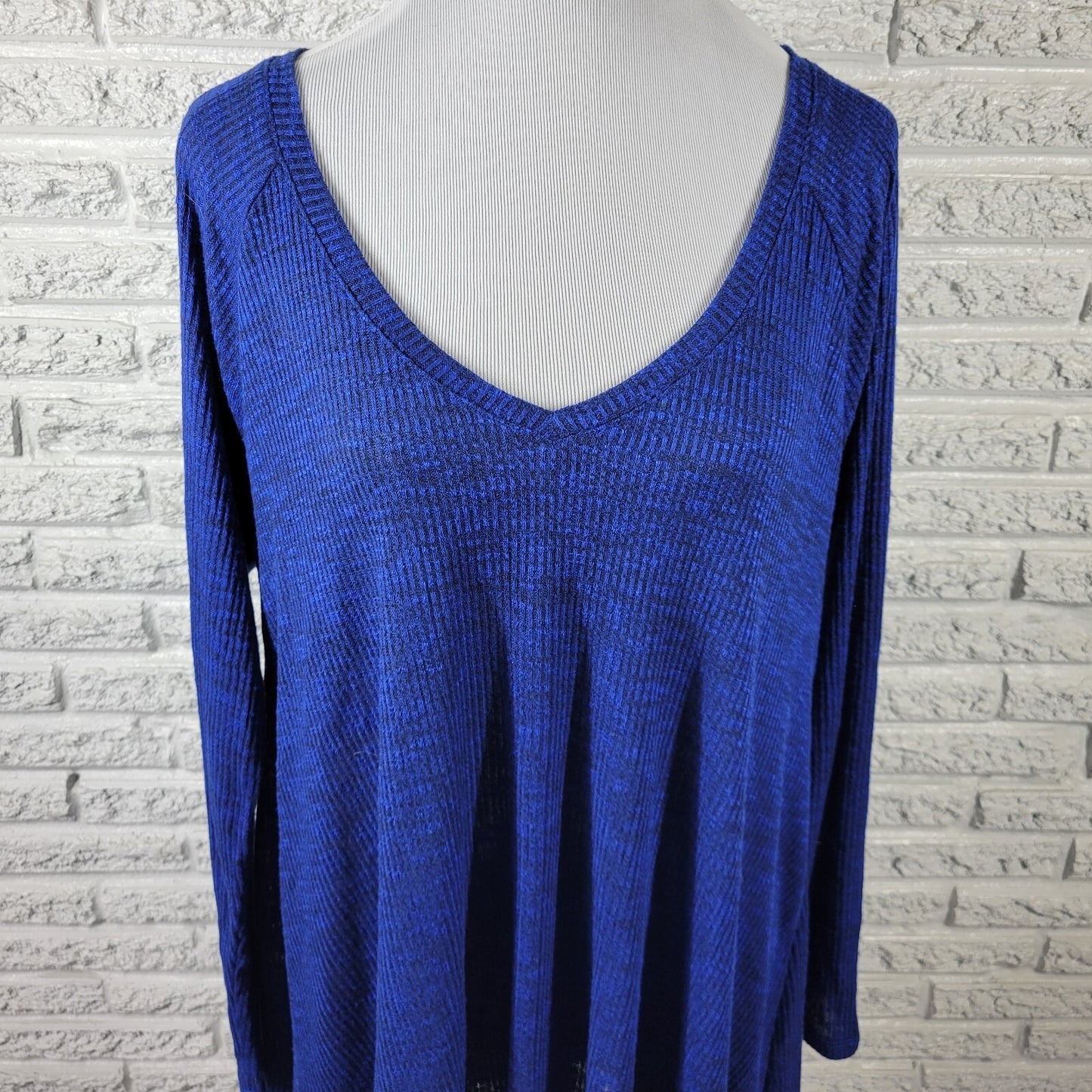 Ana Women Sweater Extra Large XL Long Sleeve Tunic Blue Lightweight Casual Sheer