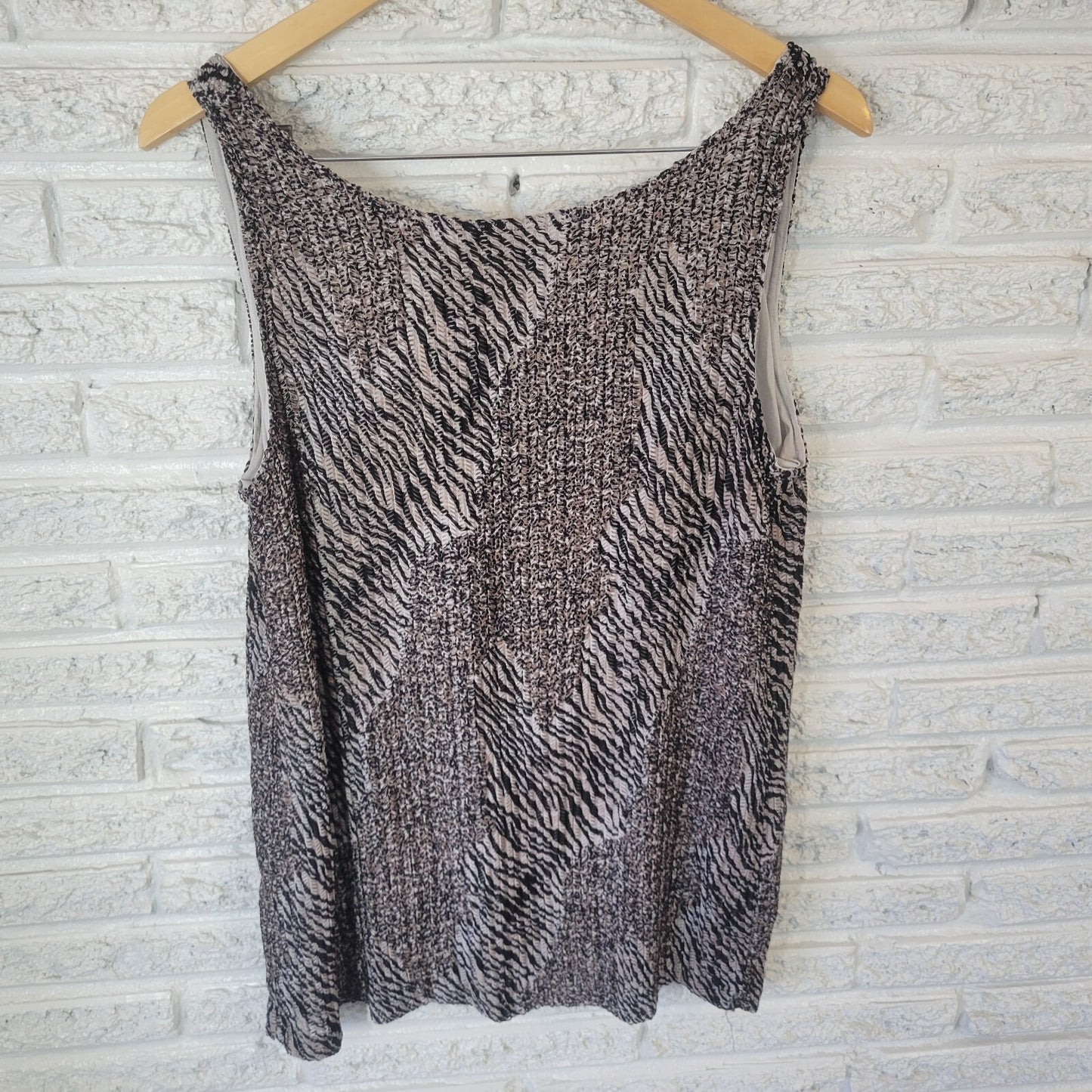 Maggie Barnes Womens Top 0X 14 16 Tank Black Tan Animal Print Lightweight Knit